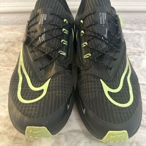 Women’s Nike Zoom Pegasus FlyEase Running Shoes. Size 7.5